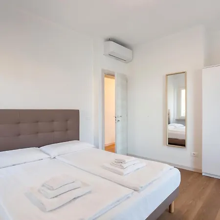 Casa Karin-vista Daire Torri Del Benaco